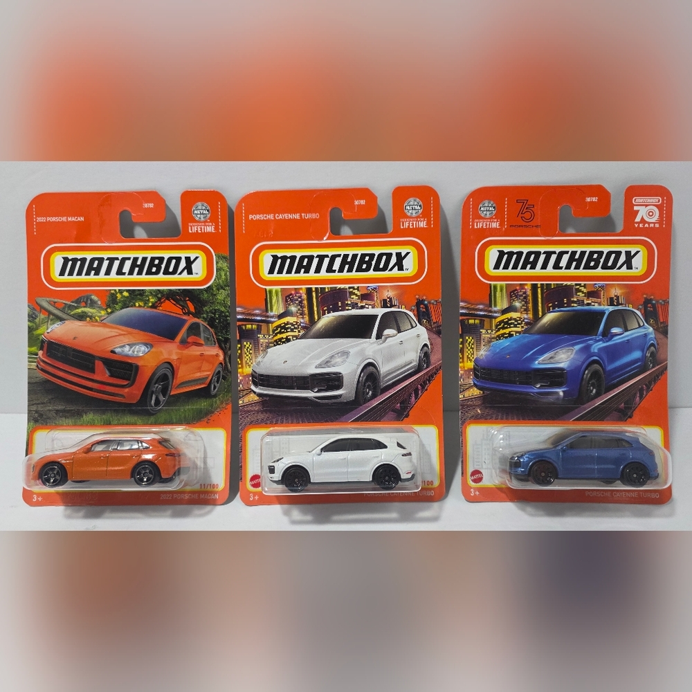 *Special Offer* Matchbox Porche Macan Cayenne Turbo Bundle